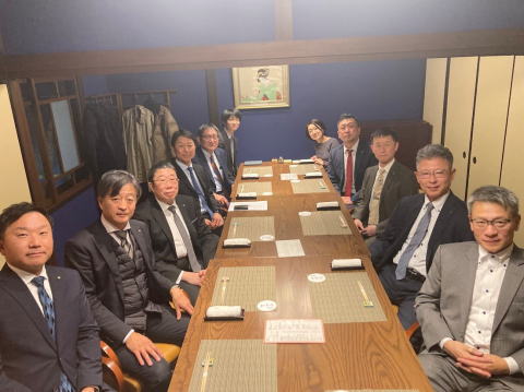 �k���x���E�Y�N��