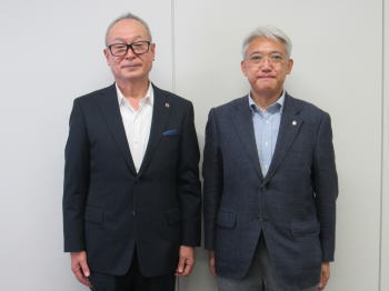 愛知労働局阿部局長（右）と山口会長